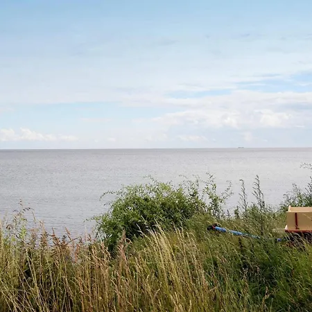 Luxury Retreat By Sea Semesterbostad