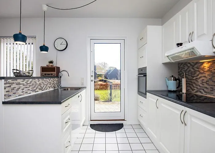 Luxury Retreat By Sea - By Traum