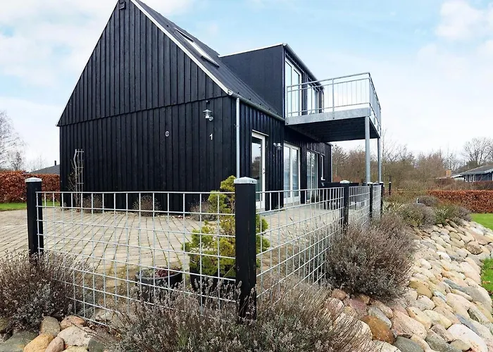 Luxury Retreat By Sea - By Traum